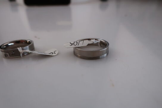 2 stk. ringe i titanium