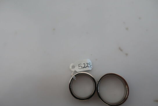 2 stk. ringe i titanium