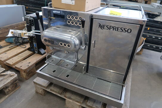 Espressomaskine NESPRESSO Aguila AG220PRO