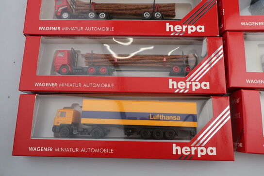 8 stk. modellastbiler HERPA 839002, 811388, 859102 m.fl.