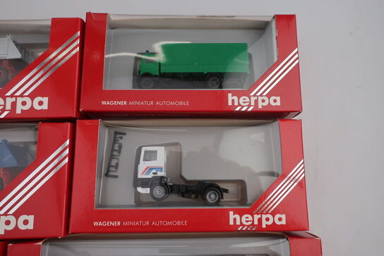 8 stk. modellastbiler HERPA 806037, 140591, 862001 m.fl.