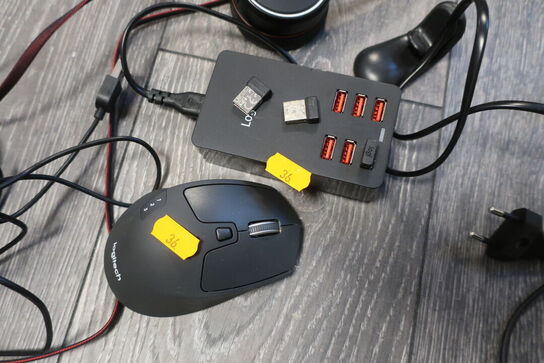 Headset JABRA, 2 stk. mus LOGITECH, USB-dock