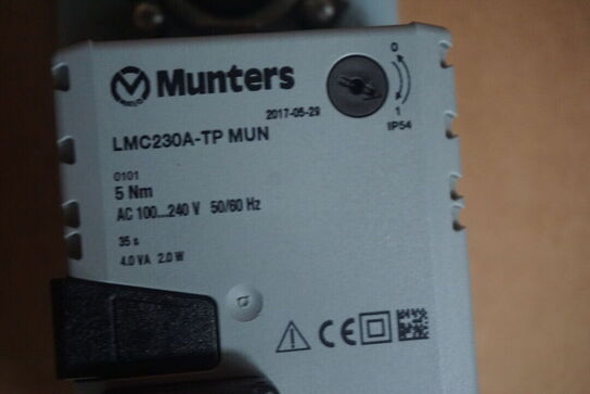 Kasse med diverse fittings MUNTERS LMC230A-TP MUN