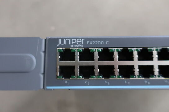 3 stk. firewall samt switch CISCO