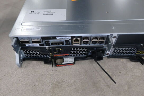 NAS server NETAPP DS2246