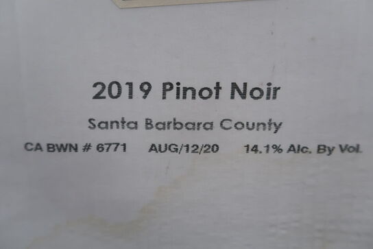 12 fl. FESS PARKER Pinot Noir 2019