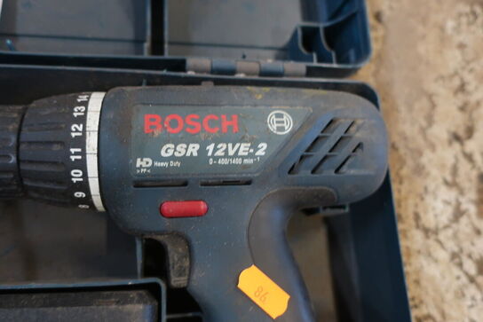 2 stk. akku bore/skruemaskiner METABO, BOSCH med batterier og ladere