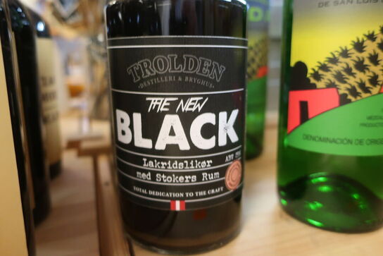 2 fl. Likør TROLDEN The New Black