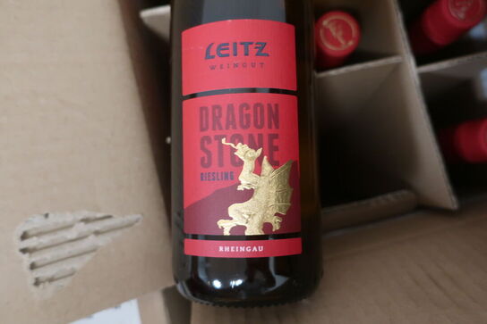 12 fl. Hvidvin LEITZ Weingut Dragon Stone