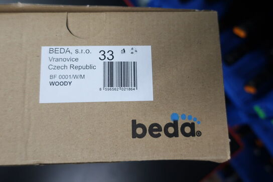 Sko BEDA Woody Str: 33