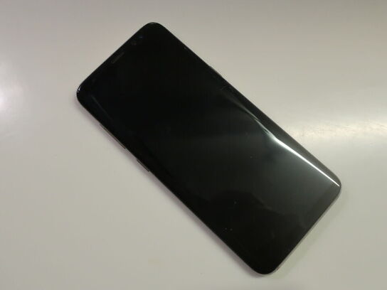 Smartphone SAMSUNG Galaxy S8 (bemærk skader)