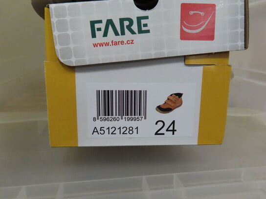 Sko FARE - str. 24