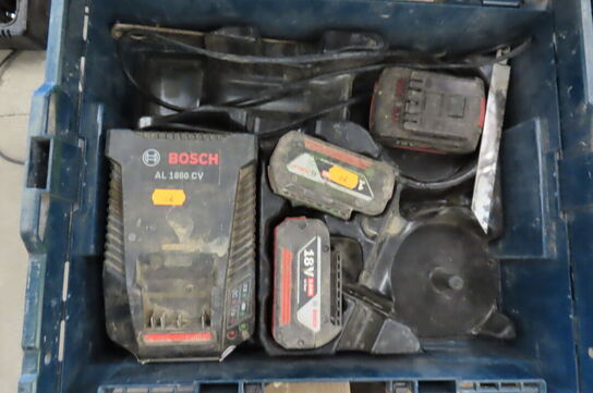 3 stk. Batterier samt lader BOSCH