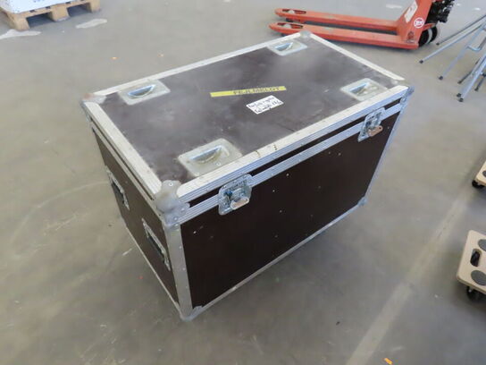 6 stk. Movingheads inkl. Flightcases