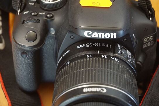 Kamera CANON EOS 600D 