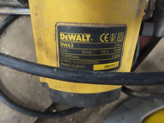 2 stk DEWALT rundsave og en BOSCH Boremaskine