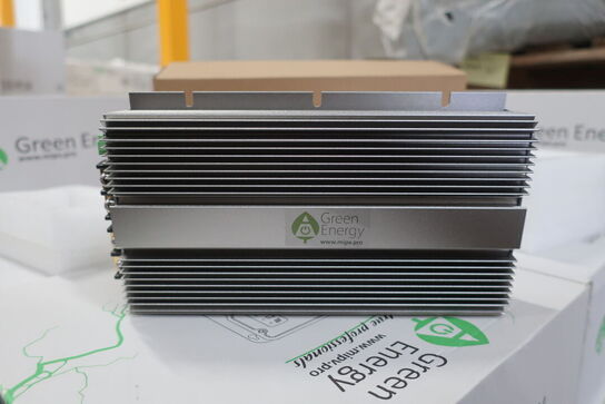 7 stk. booster GREEN ENERGY LAR 200 584W DC-DC