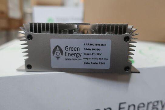 3 stk. booster GREEN ENERGY LAR 200 584W DC-DC