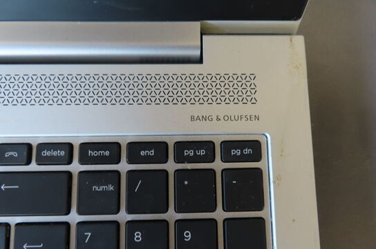 Bærbar computer HP ELITEBOOK B&O