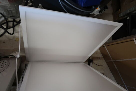 11 stk. lyspaneler med indbygningskasse SG Sense Eco 600x600