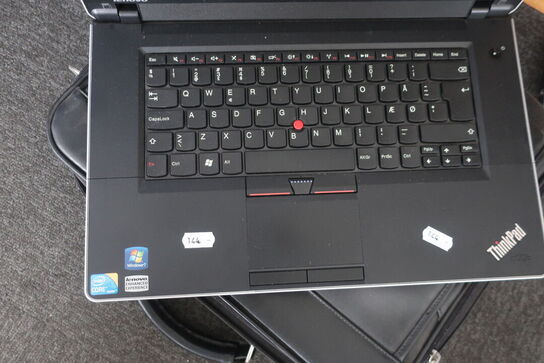 Bærbar computer LENOVO 