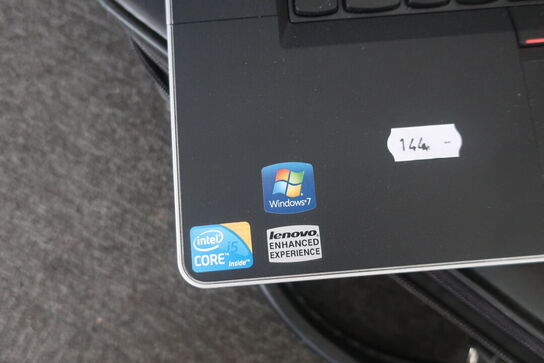 Bærbar computer LENOVO 