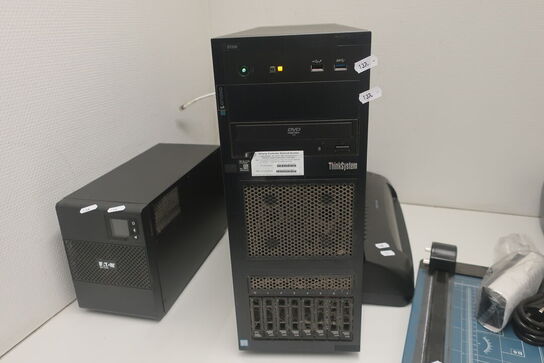 Server LINOVO ST250