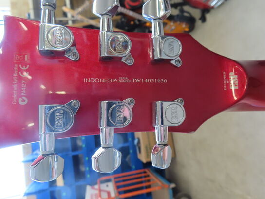 Guitar LTD EC-50 inkl. Stativ