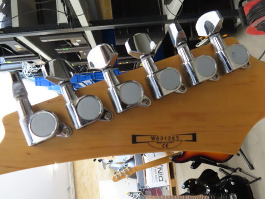 Guitar IBANEZ SA SERIES inkl. Stativ
