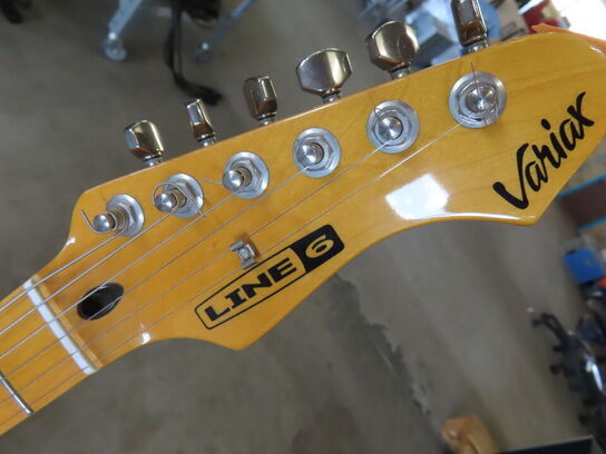 Guitar VARIAX LINE 6 inkl. Stativ