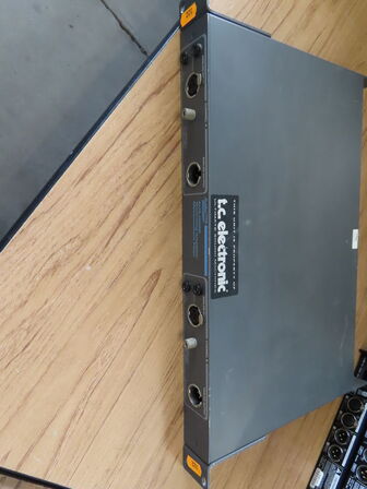 Switching Amplifier - AUDIO PRECISION AUX-0025