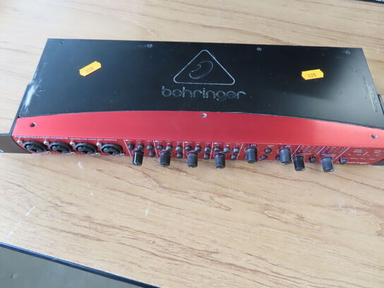 Lydkort - BEHRINGER FIREPOWER FCA1616