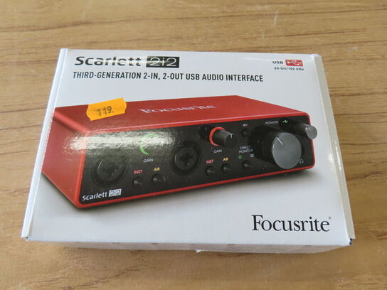 Lydkort - FOCUSRITE SCARLETT 2i2