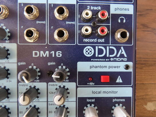 Mixer - MIDAS DM16