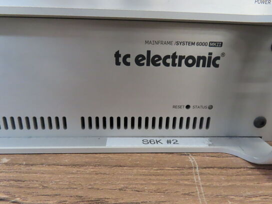 3 dele effektprocessor. System 6000 MK2 - TC ELECTRONIC