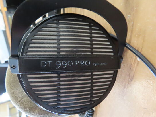 Høretelefoner - BEYERDYNAMIC DT 990 PRO