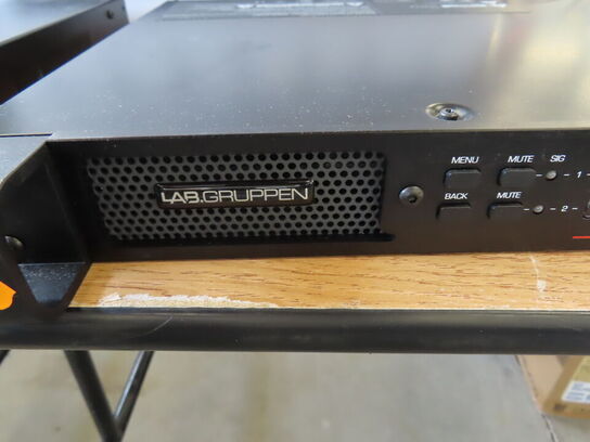 Forstærker - LAB GRUPPEN IPD1200