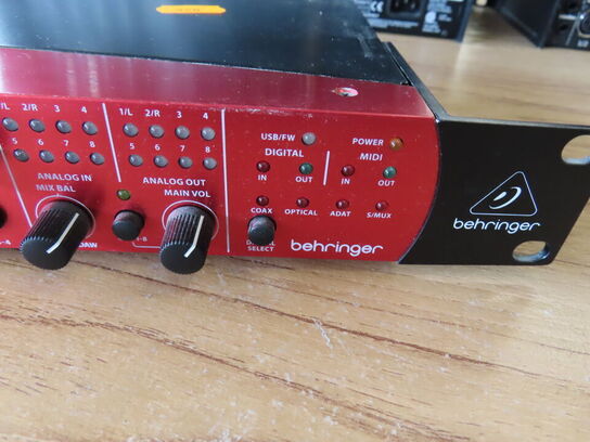 Lydkort - BEHRINGER FIREPOWER FCA1616