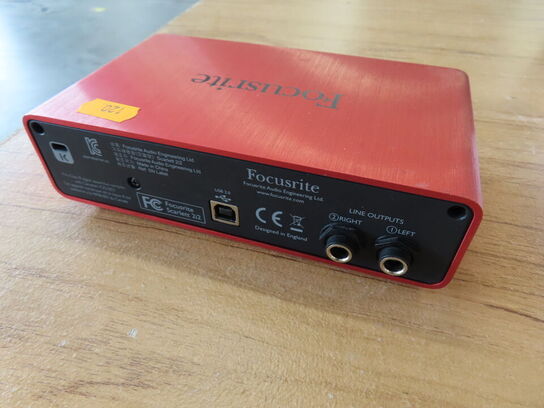 Lydkort - FOCUSRITE SCARLETT 2i2