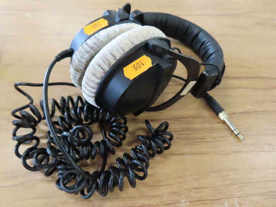 Høretelefoner - BEYERDYNAMIC DT 770 PRO