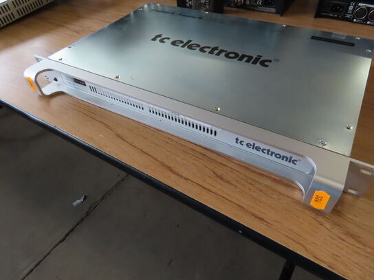 Broadcast Audin Processor - TC ELECTRONIC DB6 SINGLE