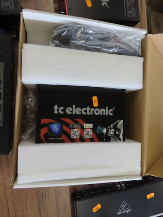 Bas Forstærkerhoved -TC ELECTRONIC BH250