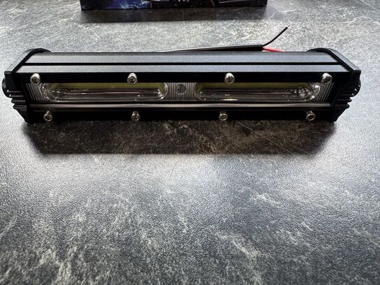 4 stk. Arbejdslampe PowerBar 1200