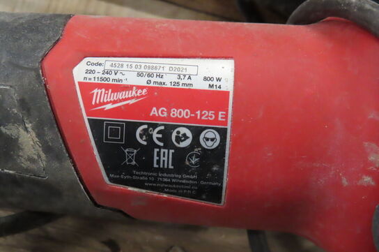 2 stk. Vinkelslibere MILWAUKEE