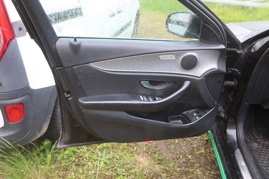 Personbil MERCEDES E200d (momsfri) (uden afgift)