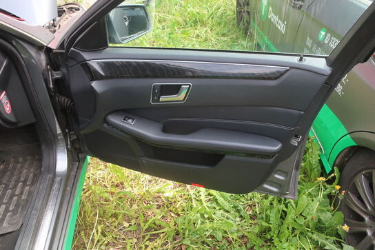 Personbil MERCEDES E220 Bluetec diesel (momsfri) (uden afgift)