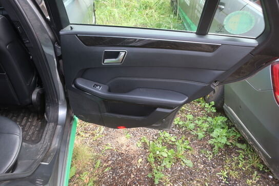 Personbil MERCEDES E220 Bluetec diesel (momsfri) (uden afgift)
