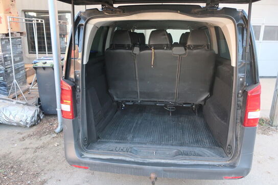 Personbil (taxa) MERCEDES Vito Tourer Pro 116 CDI (ekstra lang) (momsfri) (uden afgift)