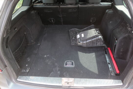 Personbil MERCEDES E220 Bluetec diesel (momsfri) (uden afgift)