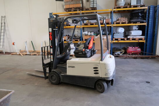 Electric truck CROWN SCF 6060